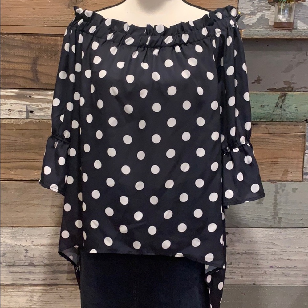 top by:  Sweat Pea New York & Co.